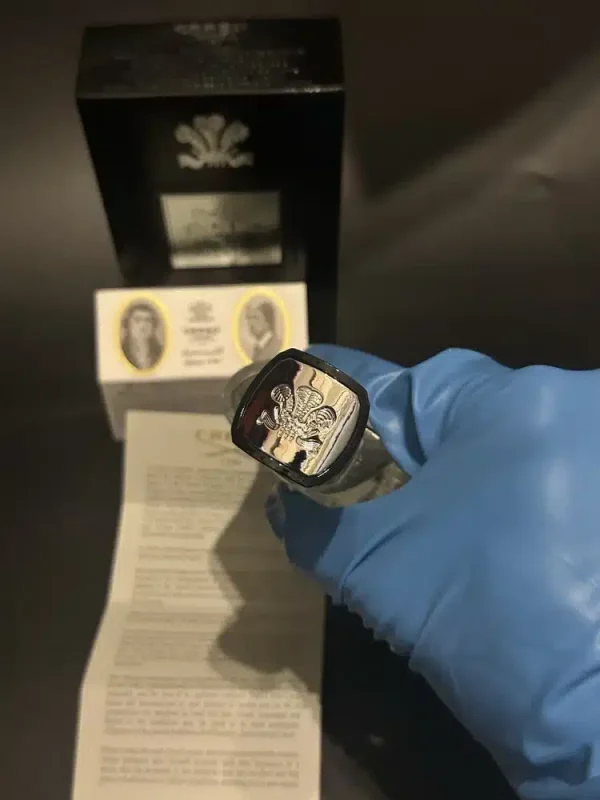 Creed Aventus 3.3/3.4 oz Eau De Parfum 100 ml Spray For Men